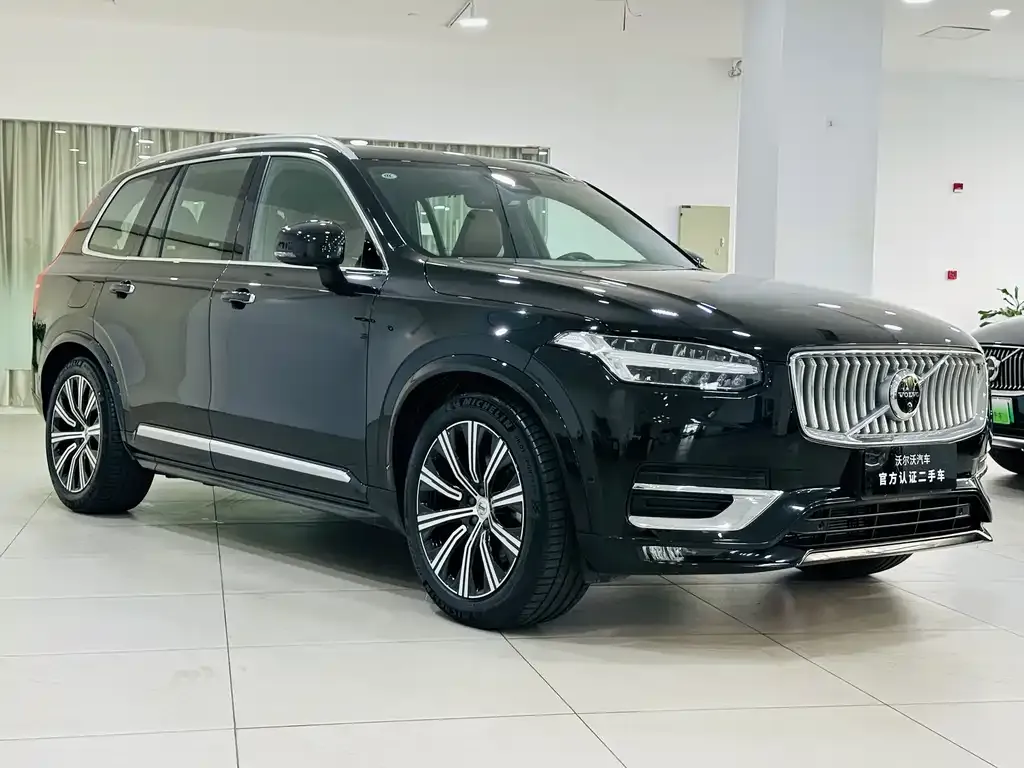 Volvo XC90 — фото 3
