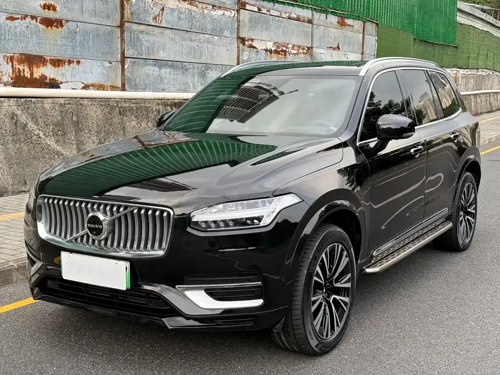 Volvo XC90 PHEV — фото 1