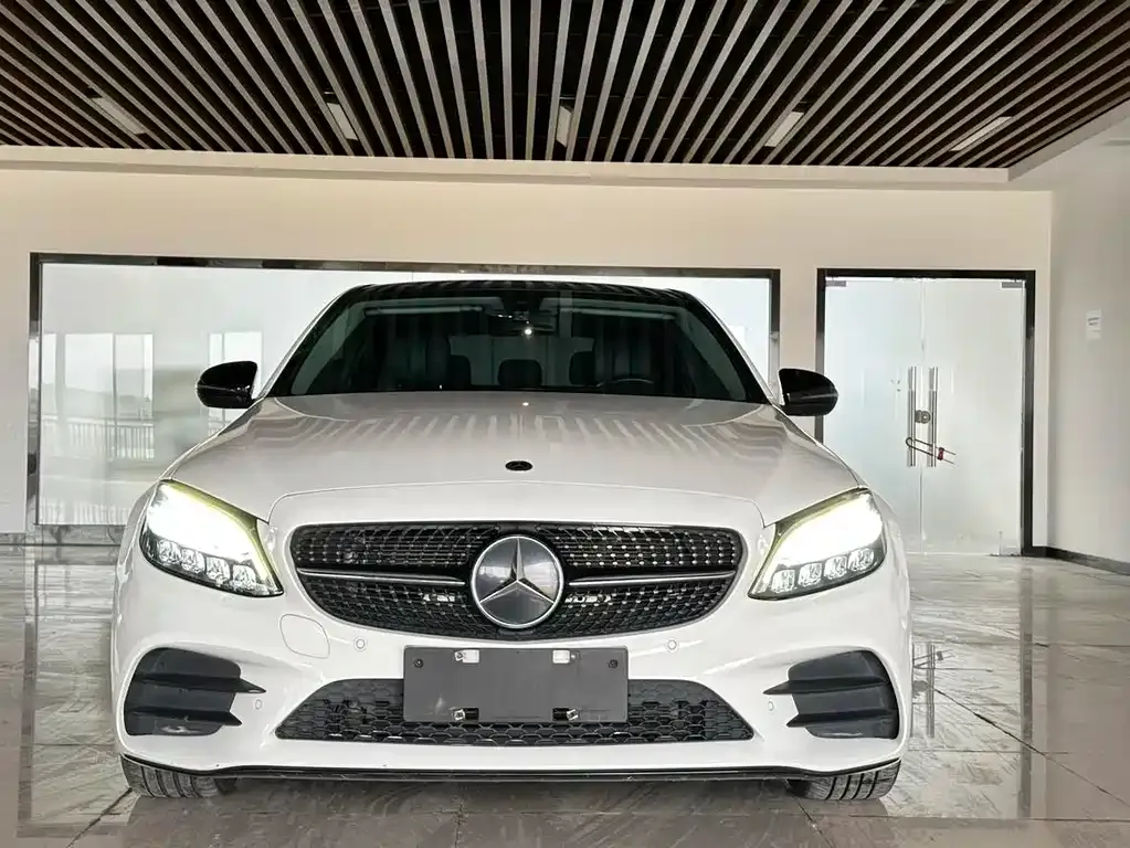 Mercedes-Benz C-Class — фото 2