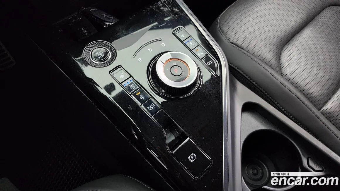 Kia Niro — фото 9