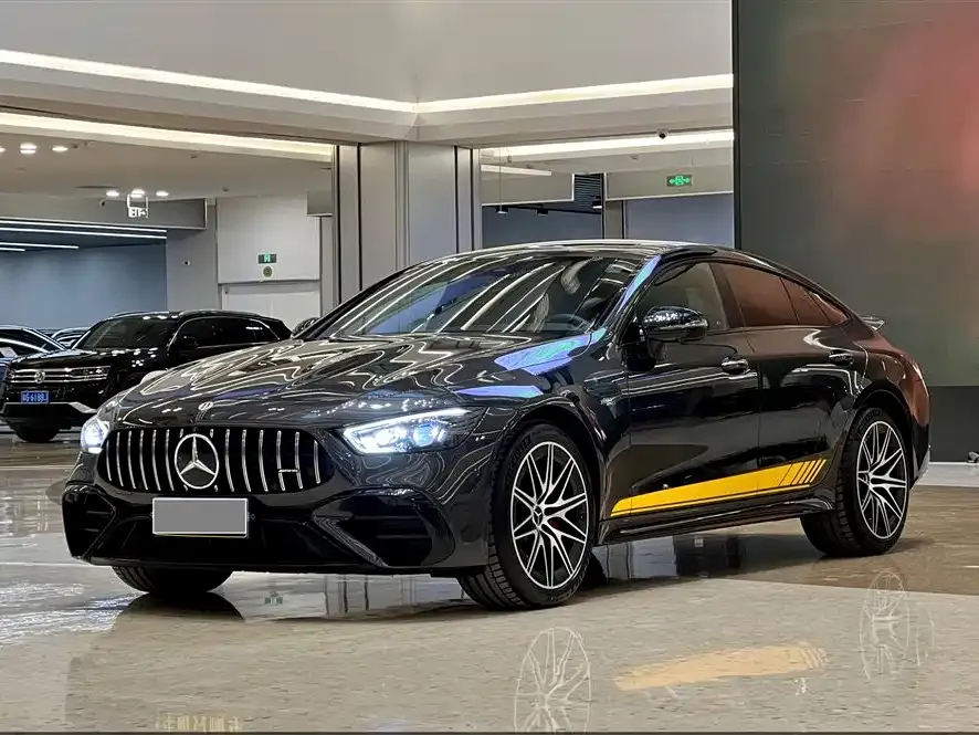 Mercedes-Benz AMG GT — фото 1