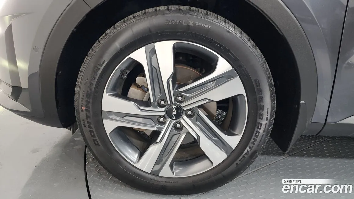 Kia Sorento — фото 5