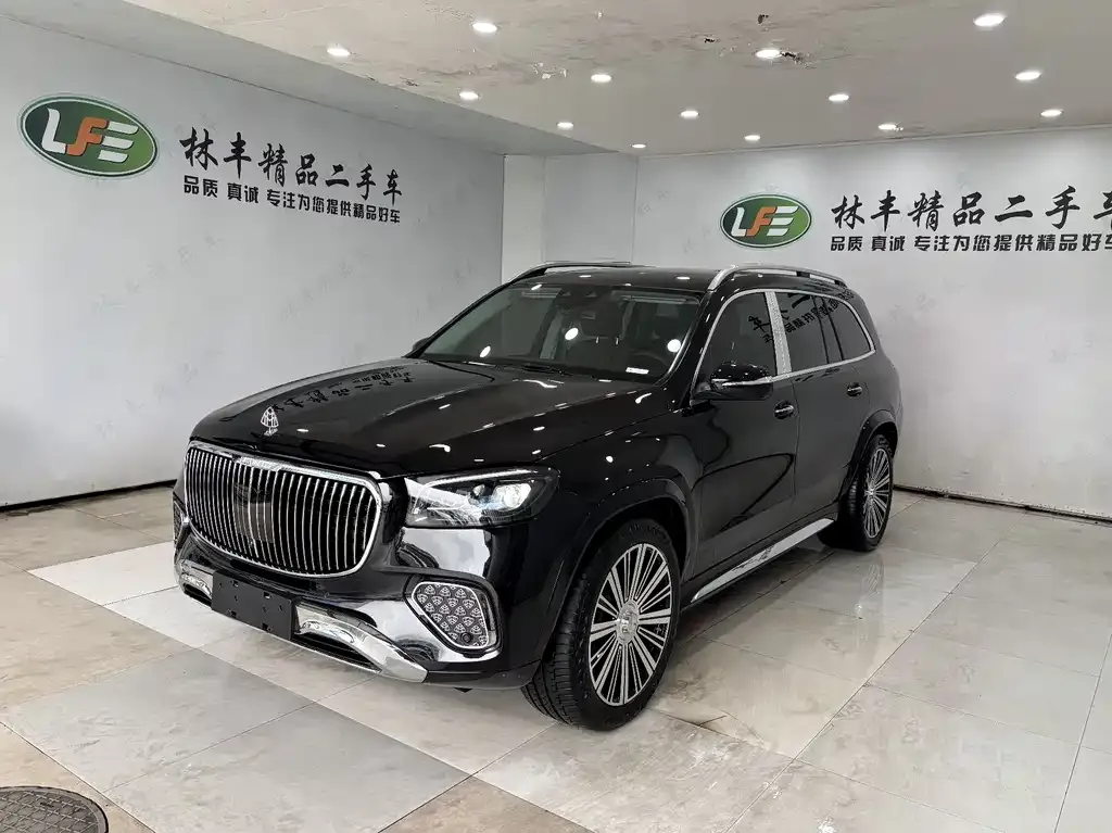 Mercedes-Benz GLS — фото 1