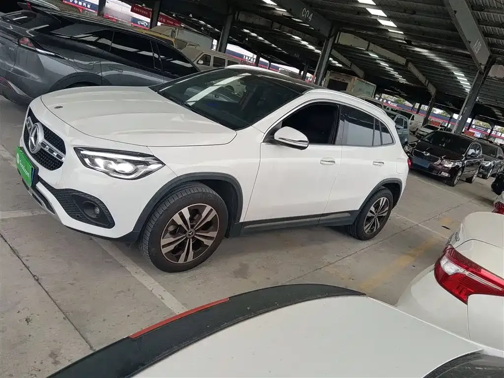 Mercedes-Benz GLA — фото 5