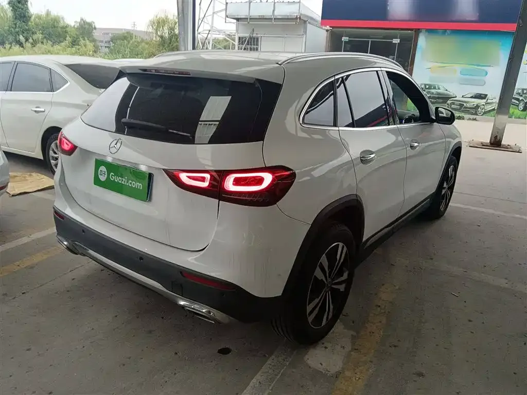 Mercedes-Benz GLA — фото 7