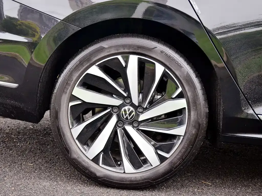 Volkswagen Passat — фото 5