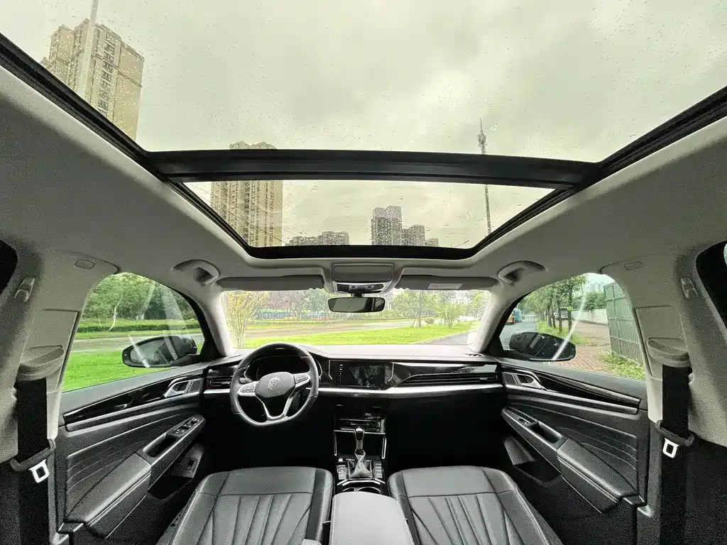 Volkswagen Passat — фото 8