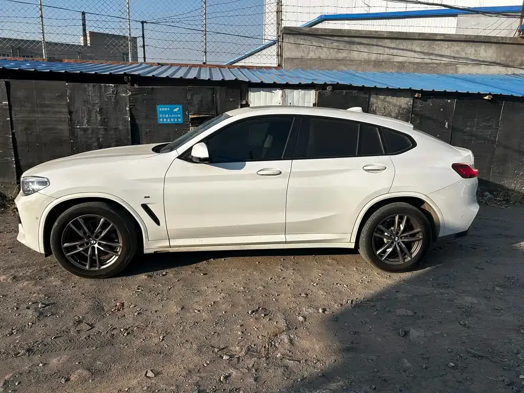 BMW X4 — фото 3