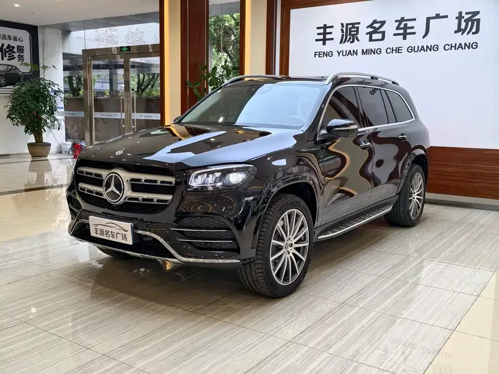 Mercedes-Benz GLS — фото 1