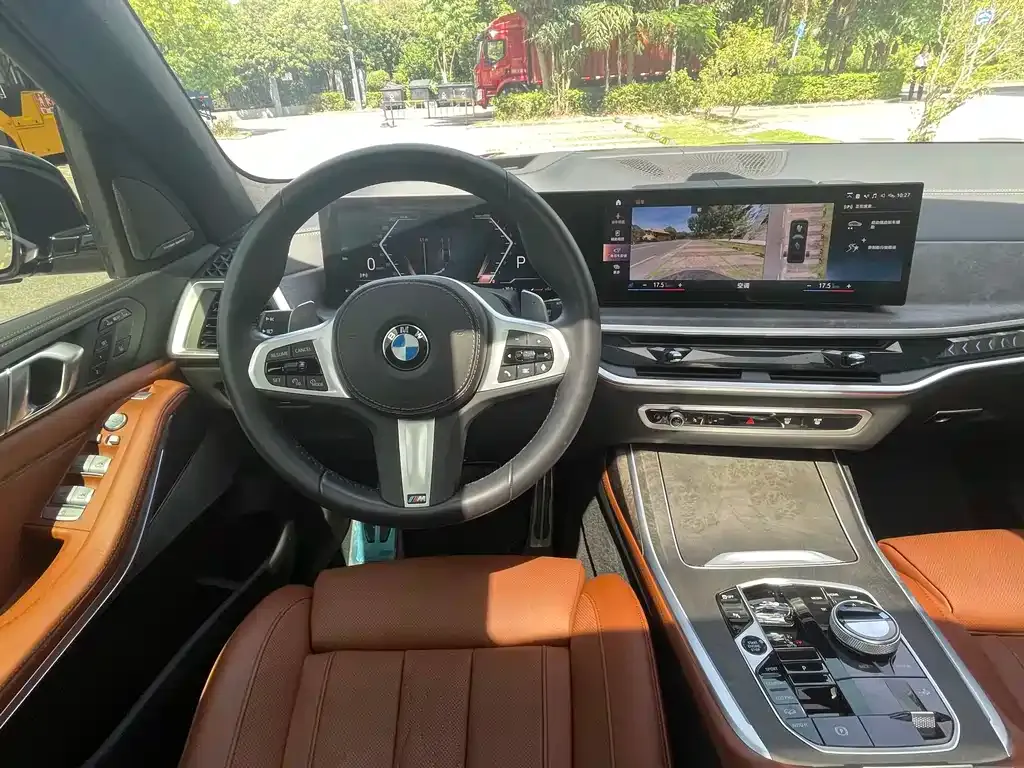 BMW X7 — фото 9