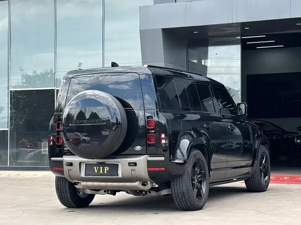 Land Rover Defender — фото 5