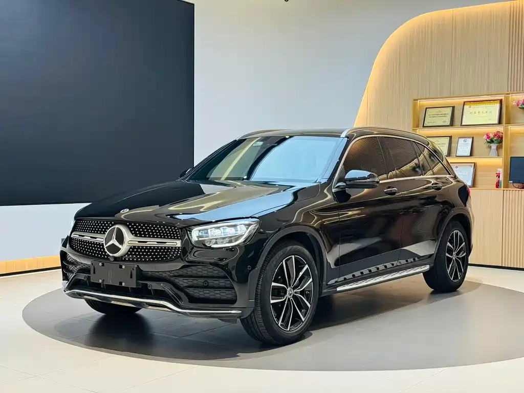Mercedes-Benz GLC — фото 1
