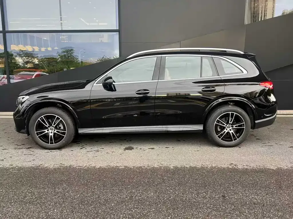 Mercedes-Benz GLC — фото 4