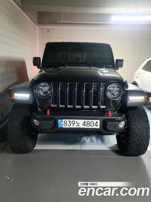 Jeep Gladiator — фото 10