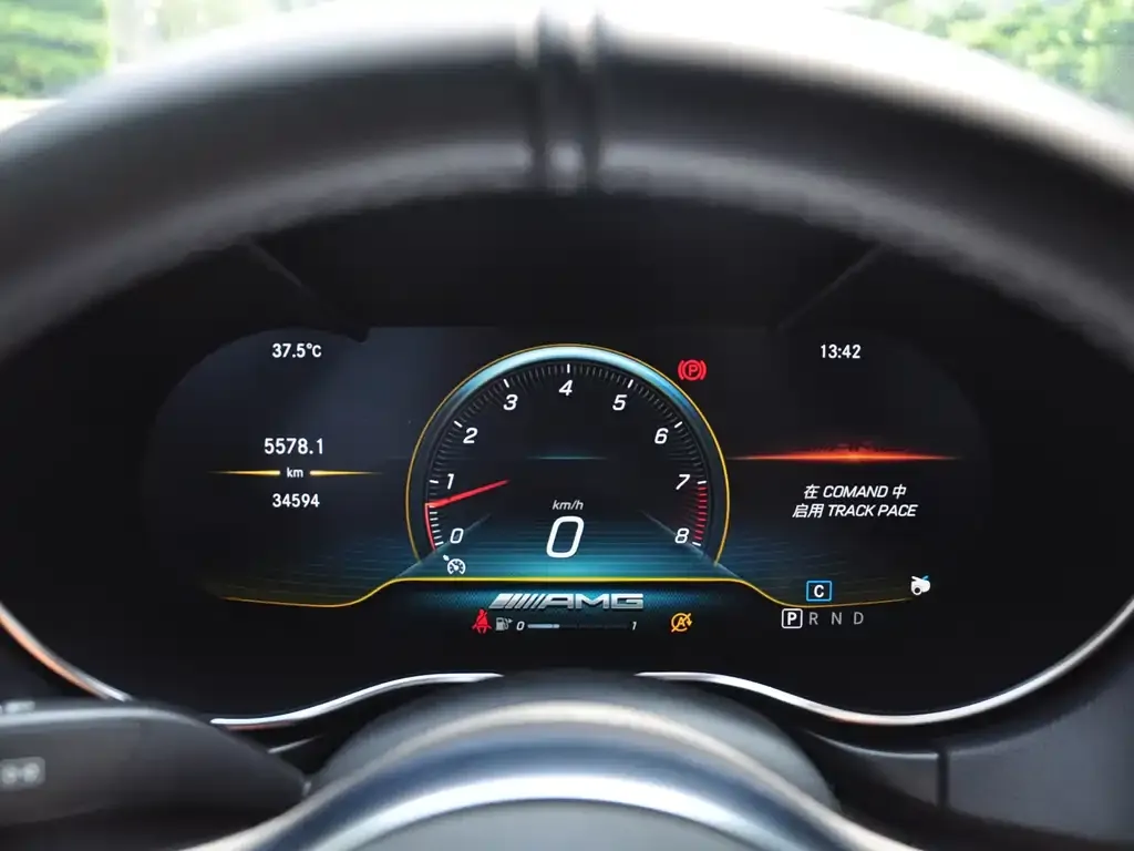 Mercedes-Benz AMG GT — фото 9