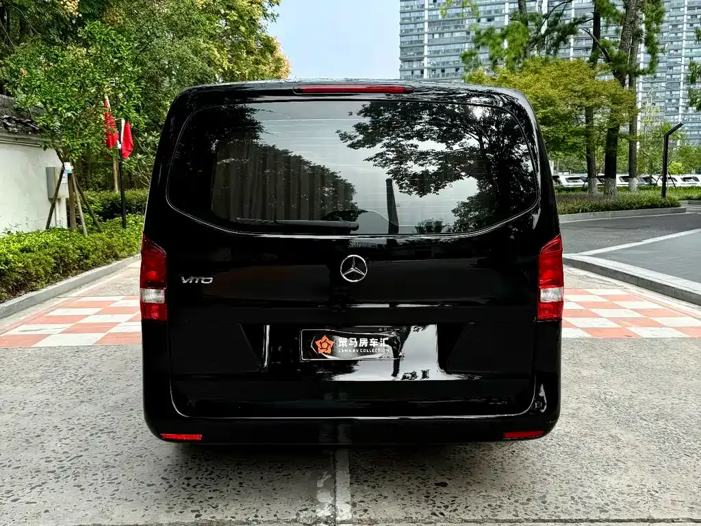 Mercedes-Benz Vito — фото 10