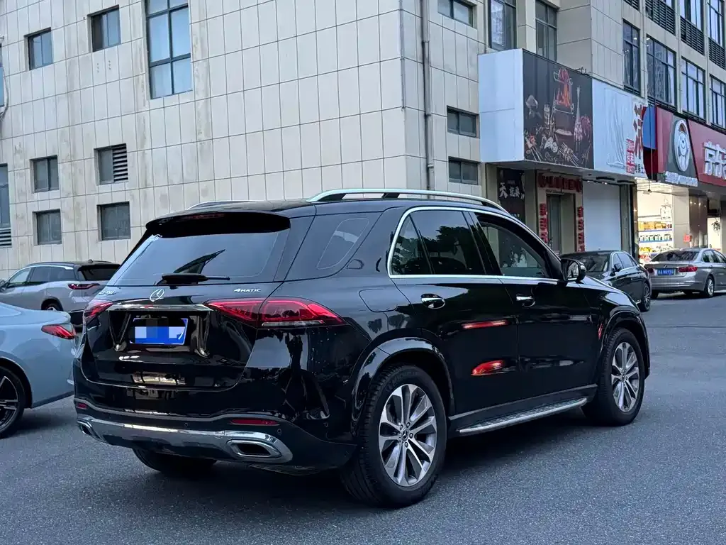 Mercedes-Benz GLE — фото 8