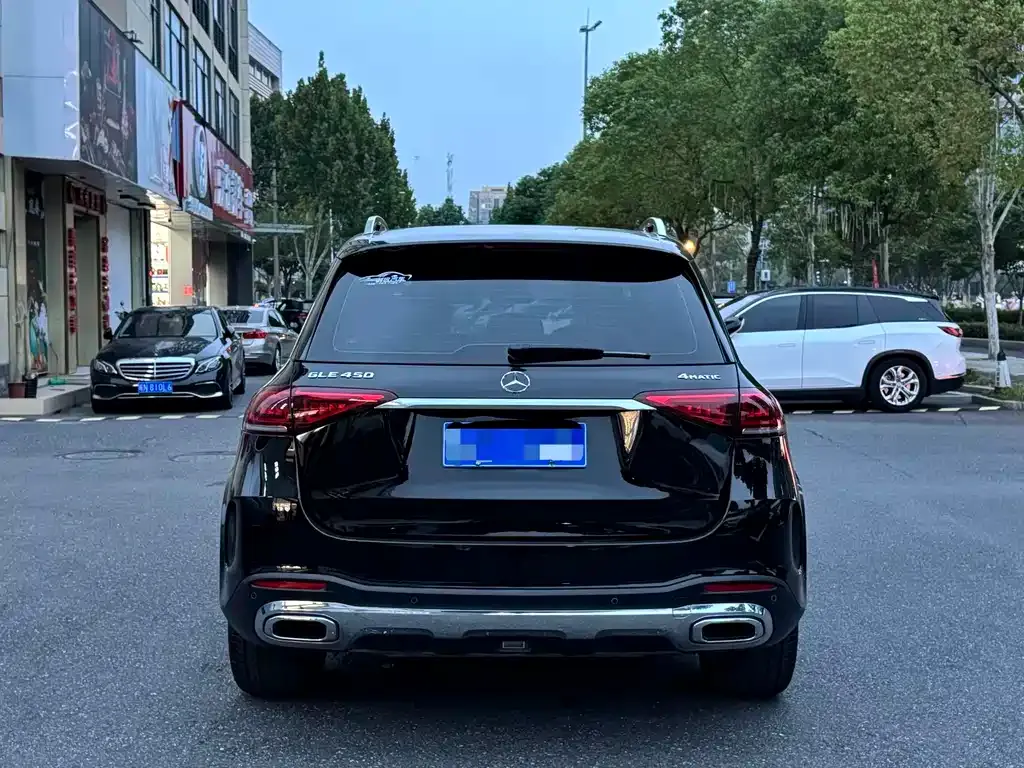 Mercedes-Benz GLE — фото 9