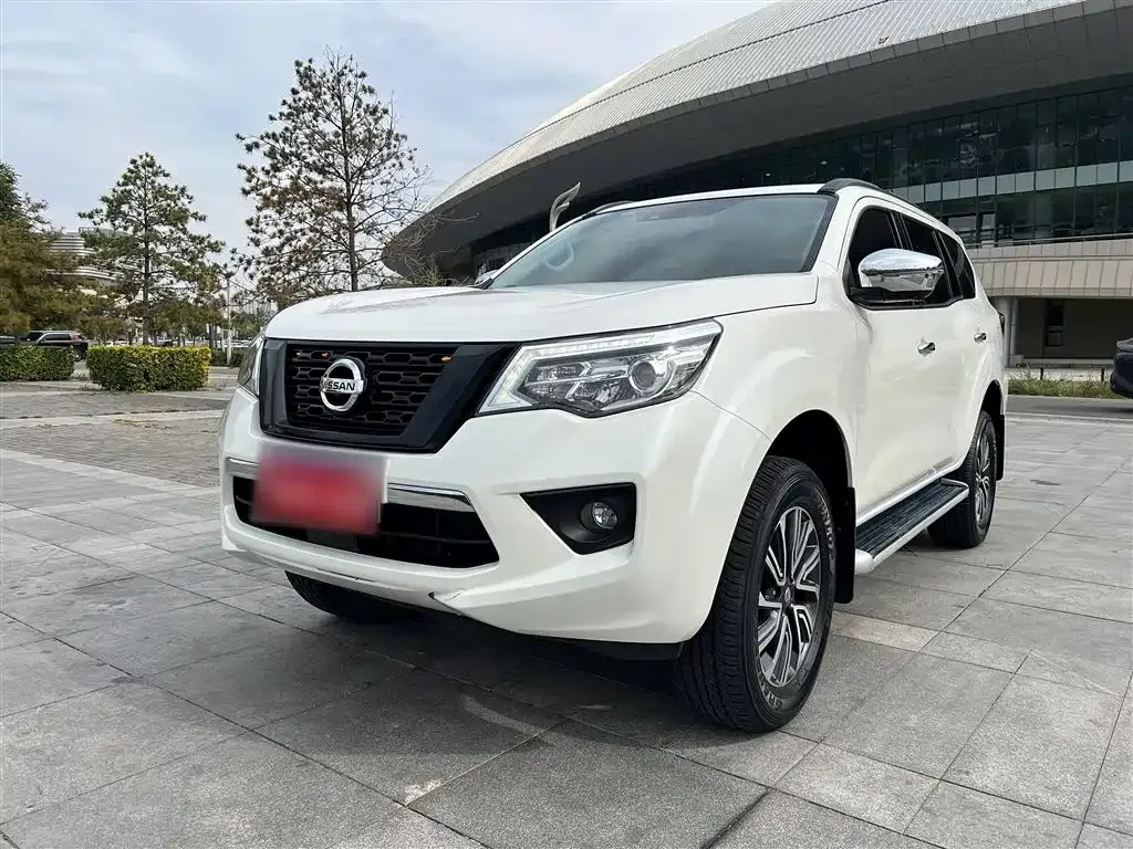 Nissan Terra — фото 1