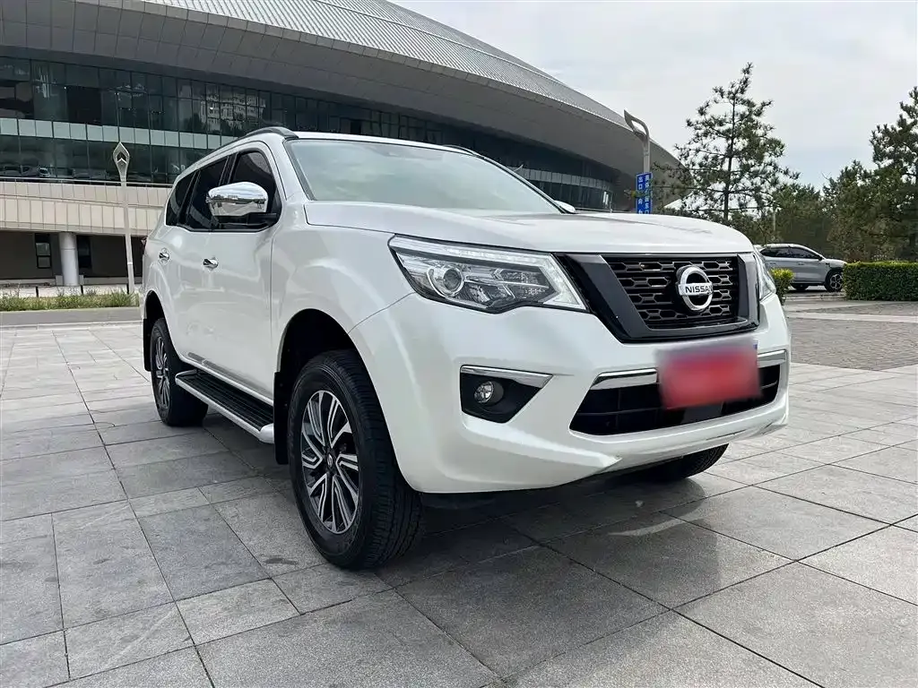 Nissan Terra — фото 7
