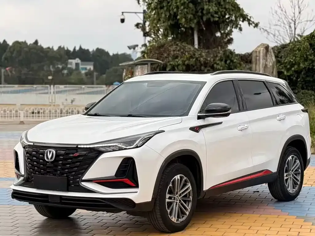 Changan CS75PLUS — фото 1
