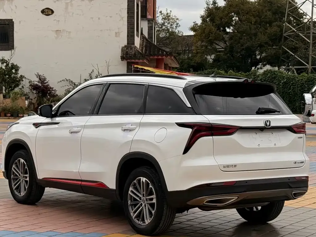 Changan CS75PLUS — фото 7