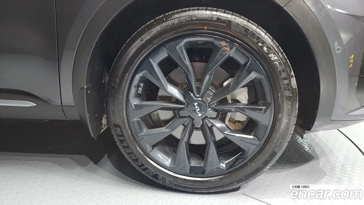 Kia Sorento — фото 5