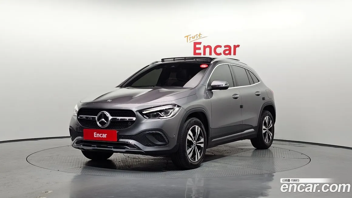 Mercedes-Benz GLA-Class — фото 1