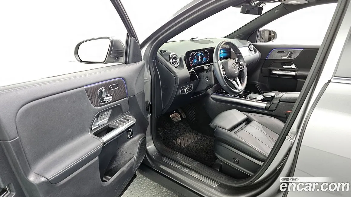 Mercedes-Benz GLA-Class — фото 10