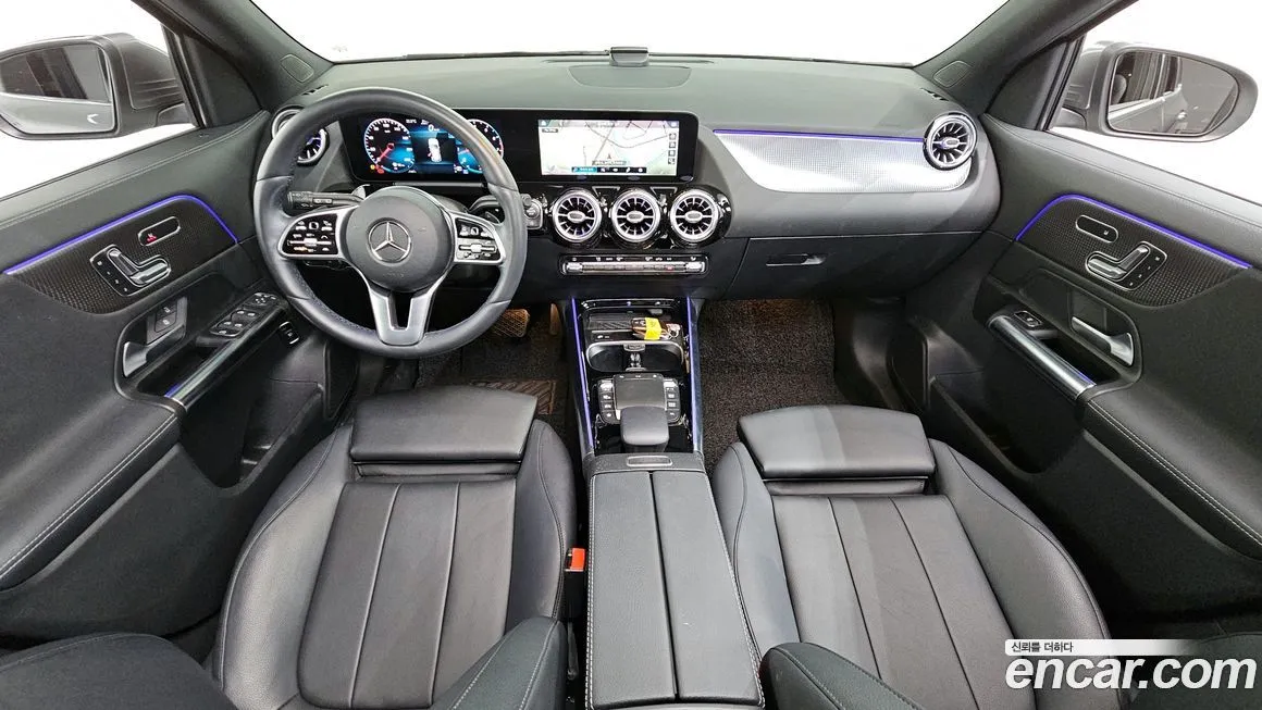 Mercedes-Benz GLA-Class — фото 7