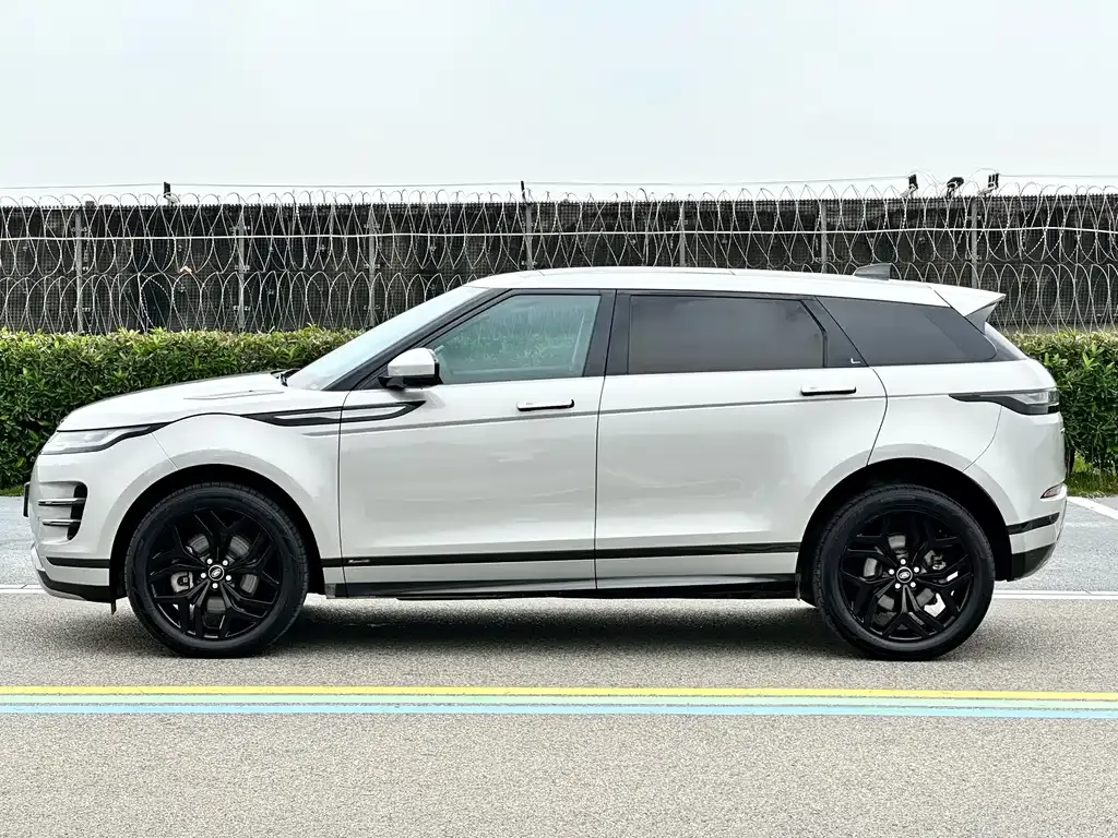 Land Rover Evoque — фото 4