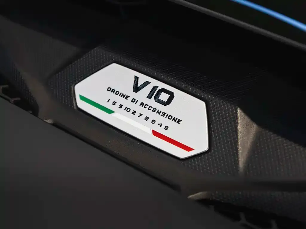 Lamborghini Huracan — фото 10