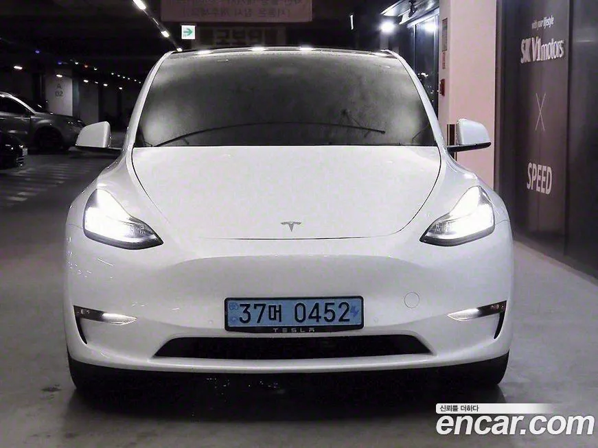 Tesla Model Y — фото 2