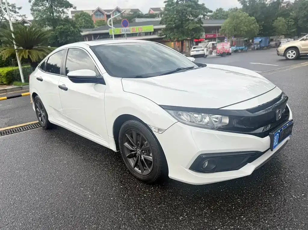 Honda Civic — фото 3