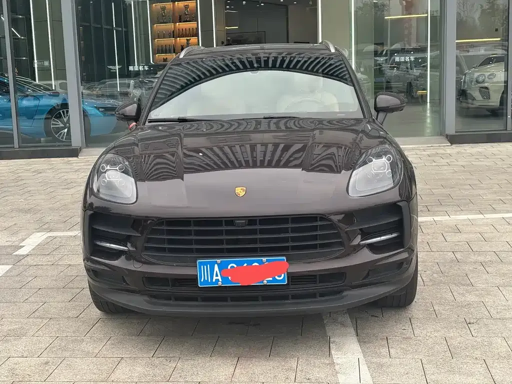Porsche Macan — фото 1
