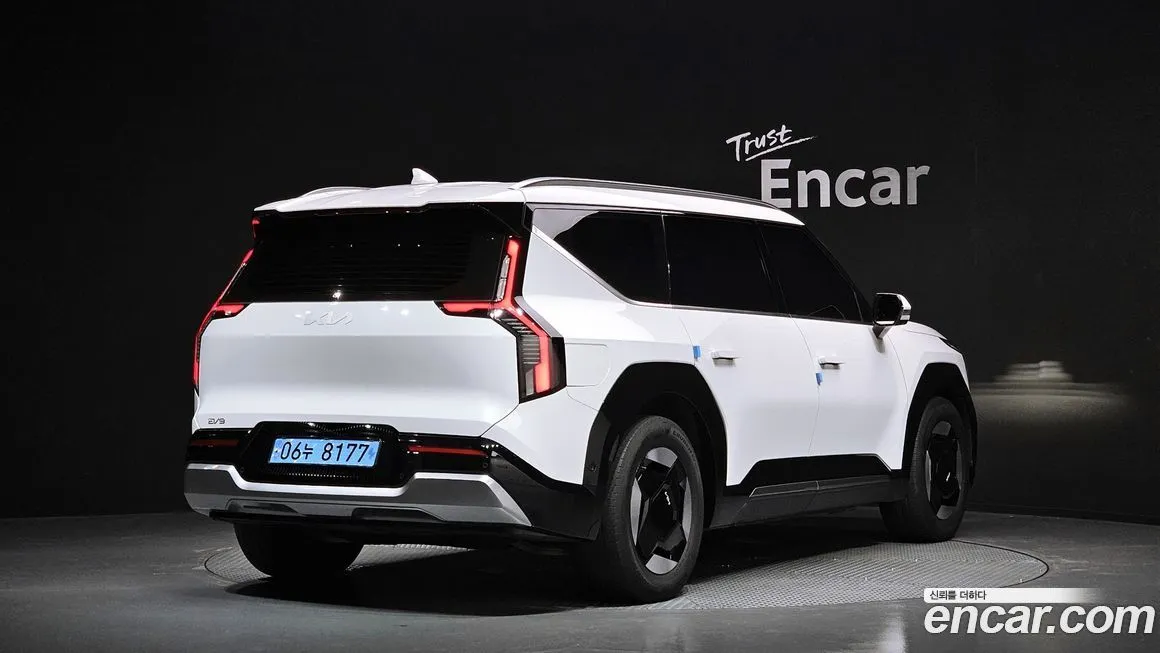 Kia EV9 — фото 2