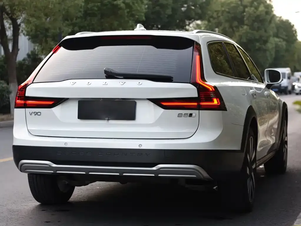 Volvo V90 — фото 6