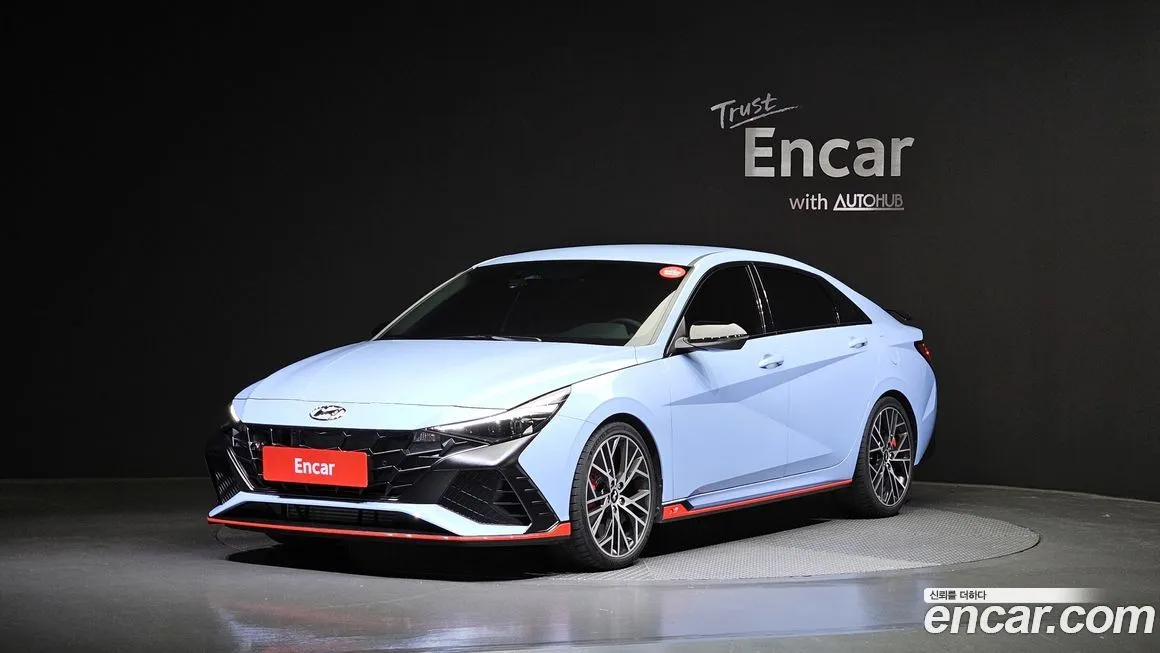 Hyundai AVANTE — фото 1