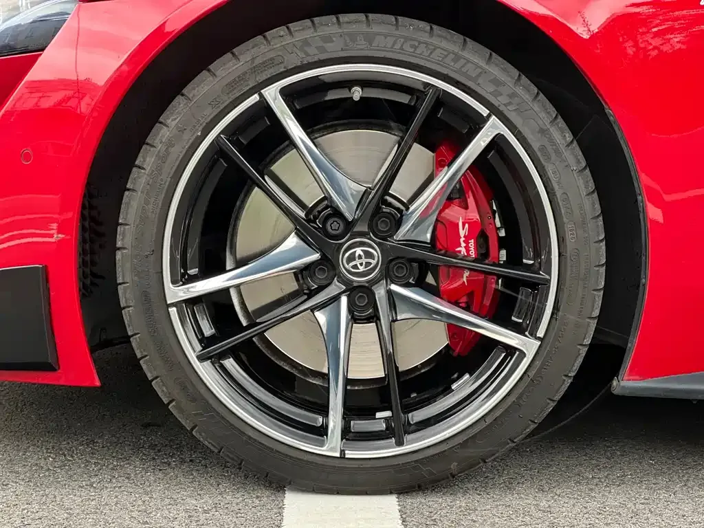 Toyota Supra — фото 8