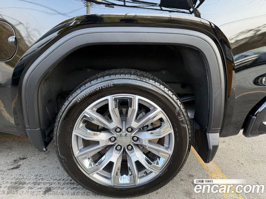 GMC Sierra — фото 8