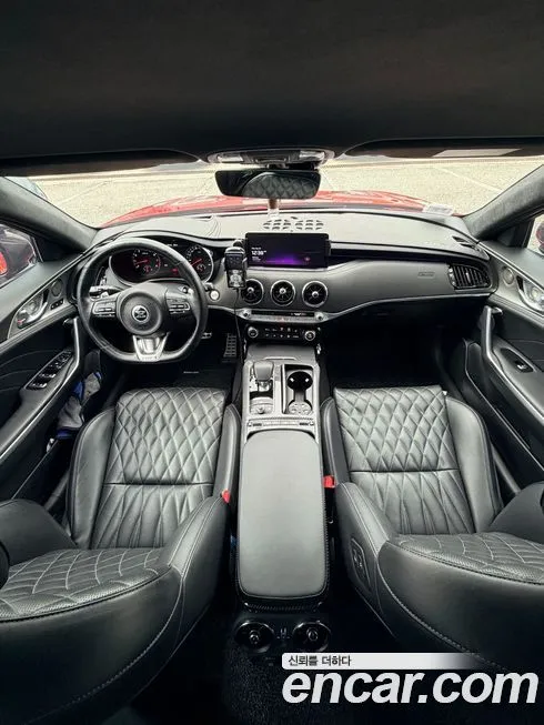 Kia Stinger — фото 10