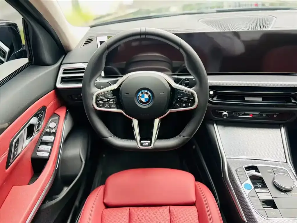 BMW i3 — фото 10