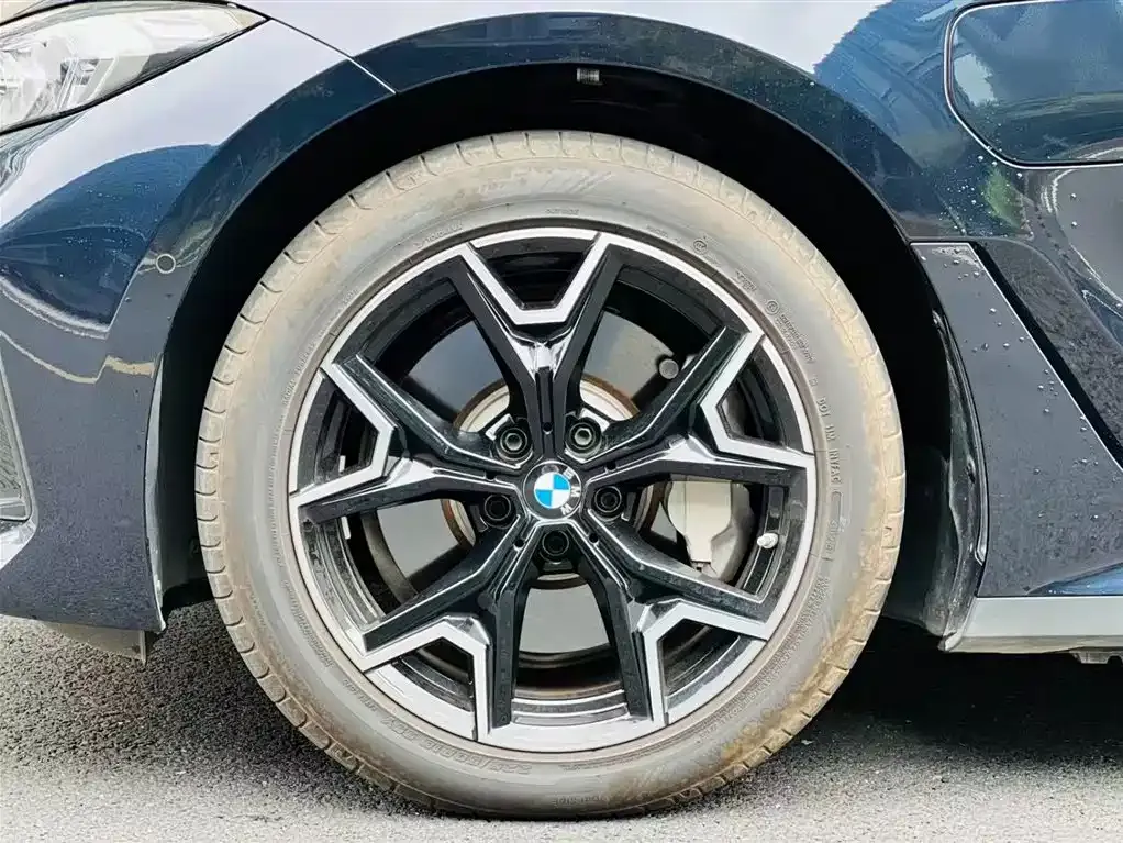 BMW i3 — фото 7