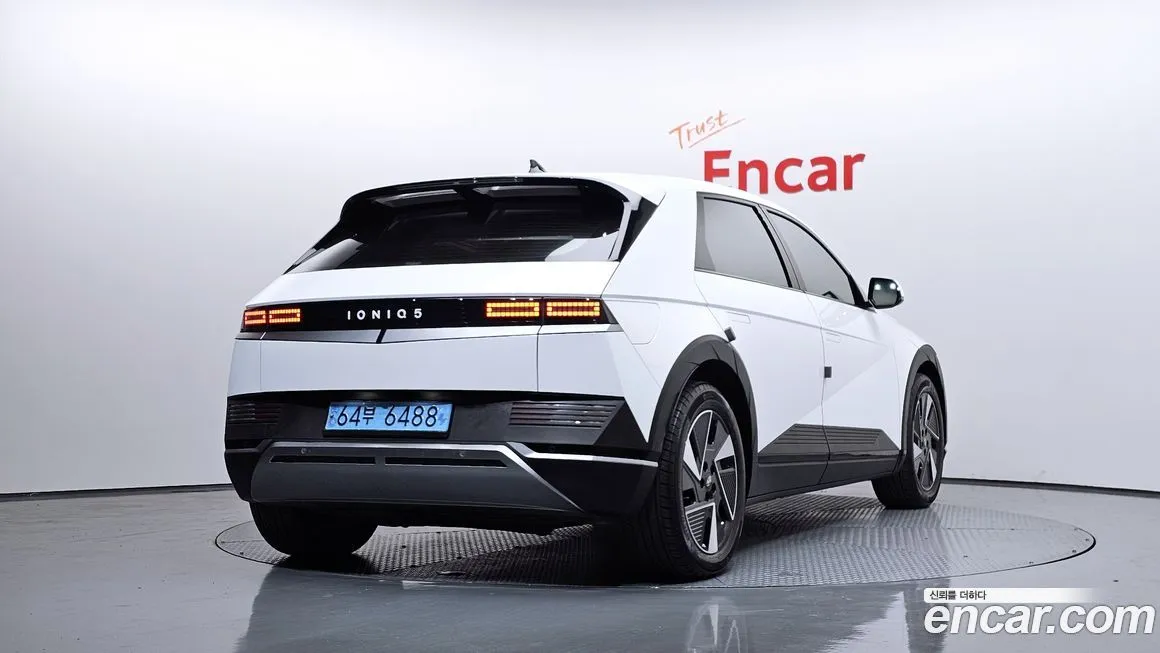 Hyundai Ioniq5 — фото 2
