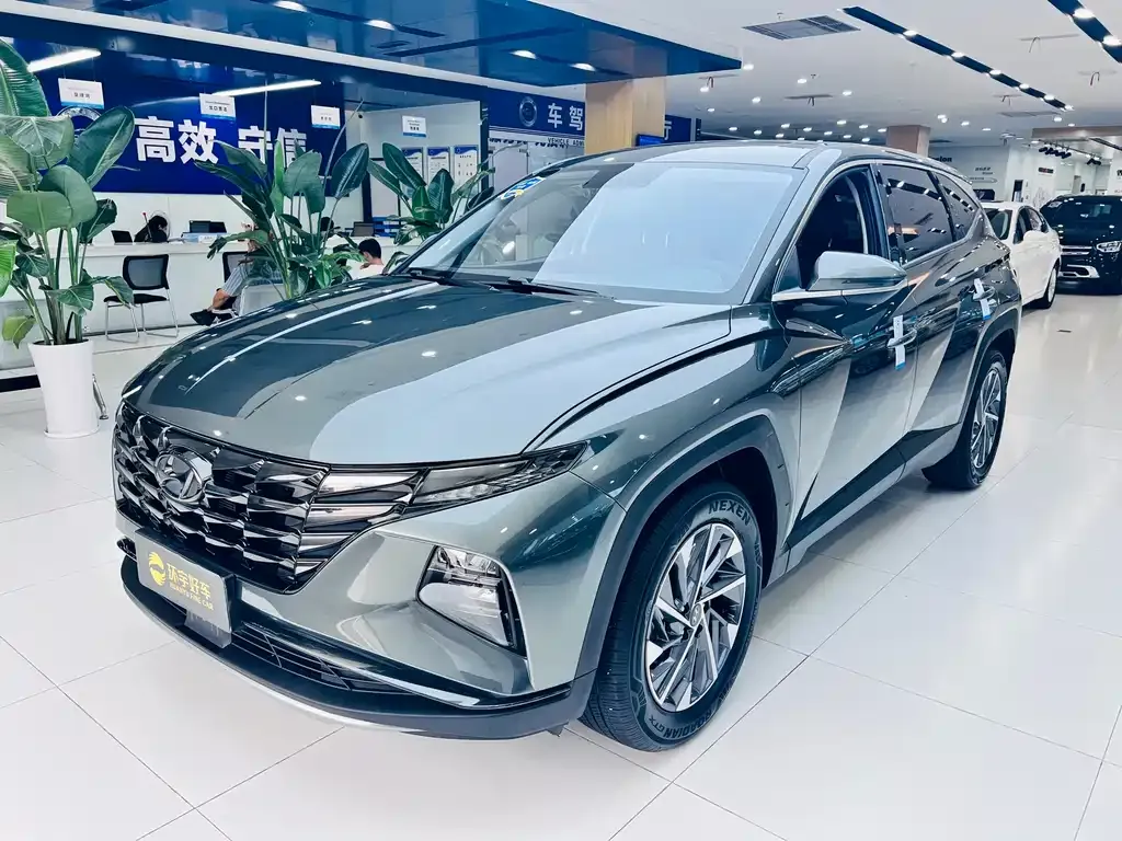 Hyundai Tucson — фото 1
