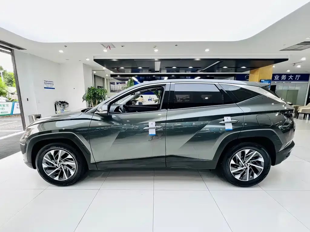 Hyundai Tucson — фото 5