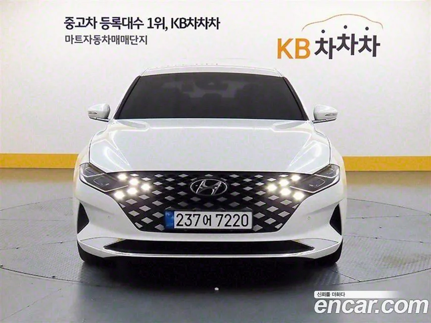Hyundai Grandeur — фото 1
