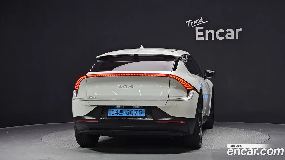 Kia EV6 — фото 4
