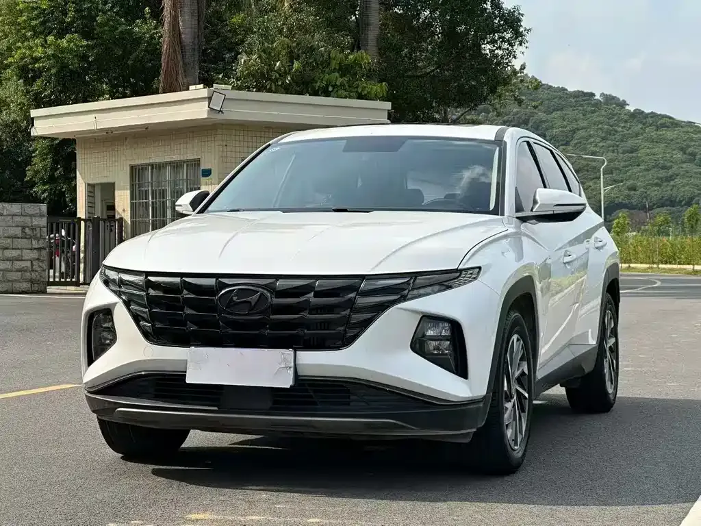 Hyundai Tucson — фото 1