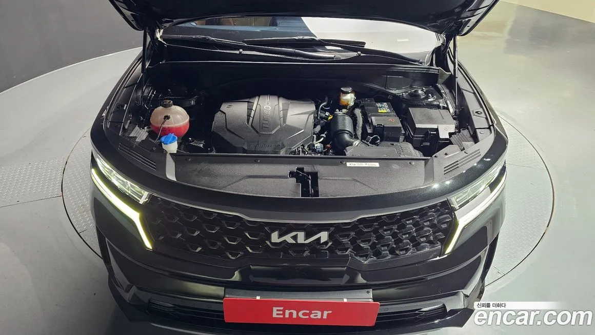 Kia Sorento — фото 6